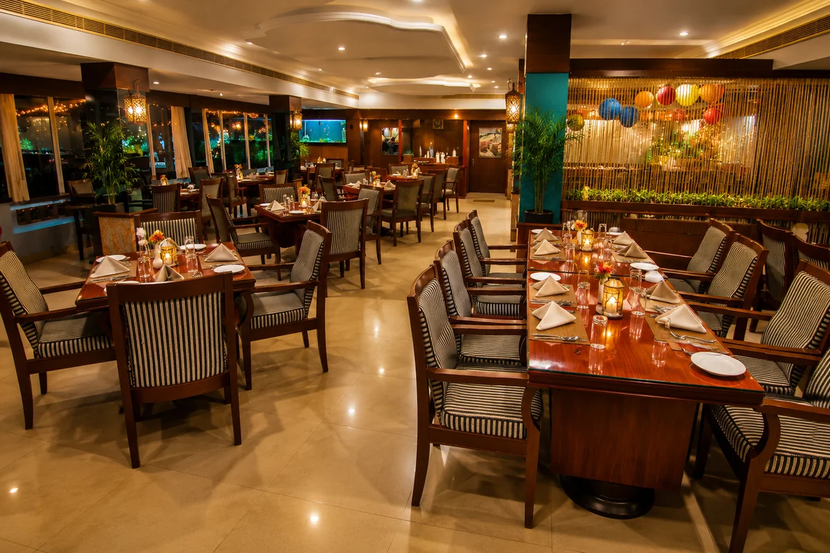 Captain's Table at River Bay Resorts